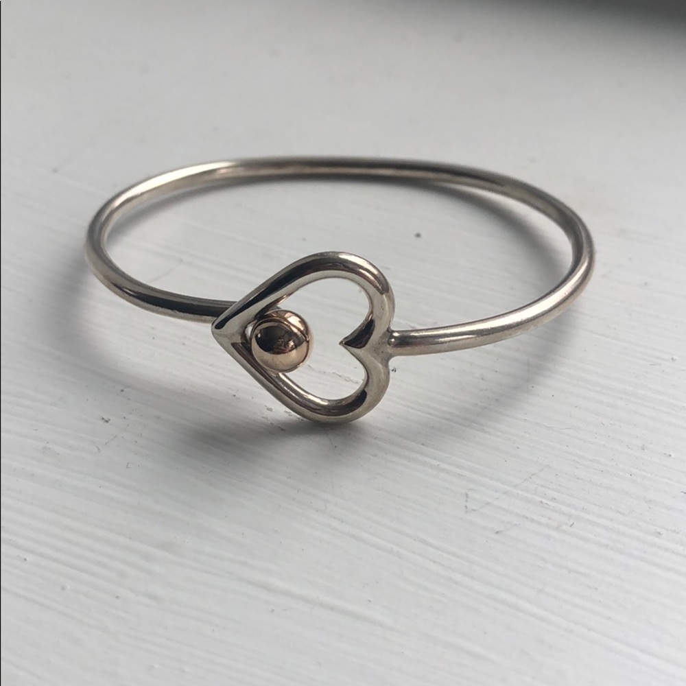 *AUTHENTIC* Eden Cape Cod Heart Hook Bracelet
